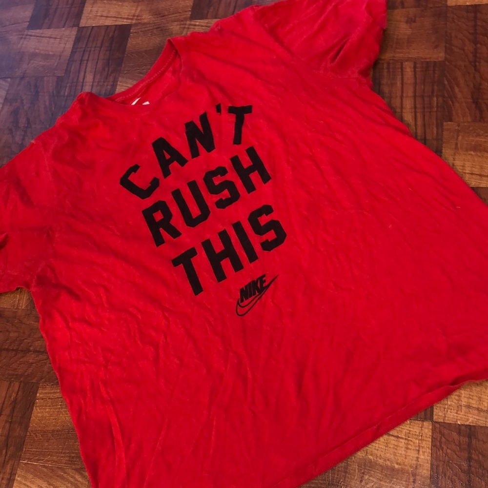 Nike tee